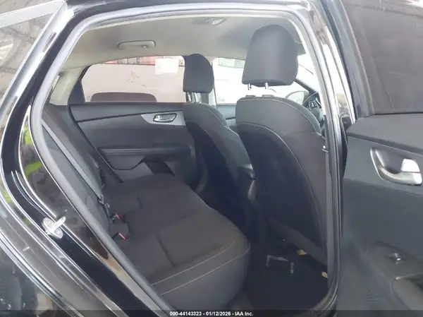3KPF24AD4LE147060 2020 KIA FORTE - Image 8