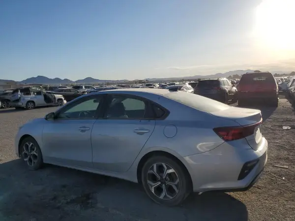 3KPF24AD4LE148418 2020 KIA FORTE - Image 2