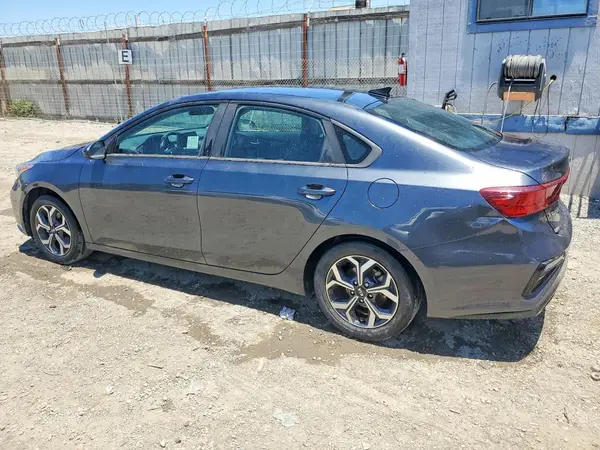 3KPF24AD4LE150721 2020 KIA FORTE - Image 2