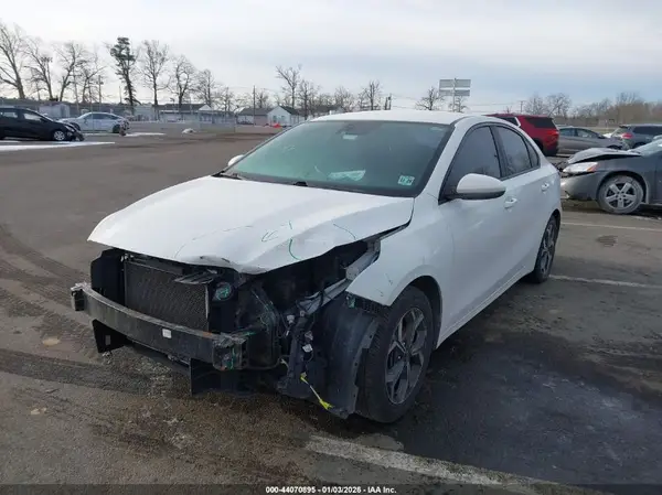 3KPF24AD4LE153490 2020 KIA FORTE - Image 2
