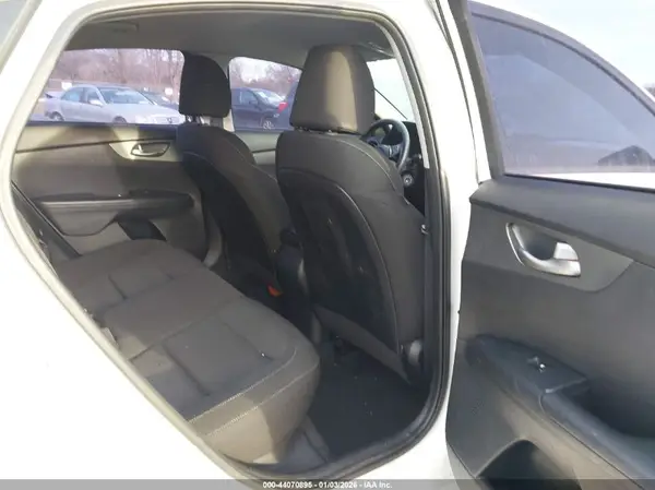 3KPF24AD4LE153490 2020 KIA FORTE - Image 8