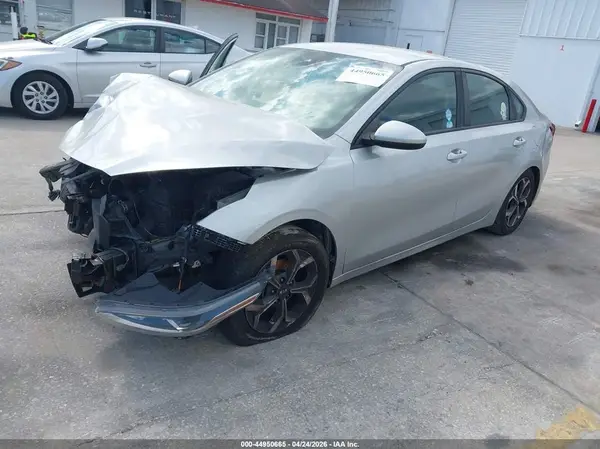 3KPF24AD4LE155725 2020 KIA FORTE - Image 2