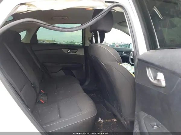 3KPF24AD4LE160326 2020 KIA FORTE - Image 8