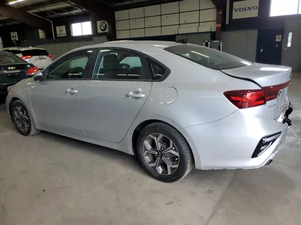 3KPF24AD4LE161122 2020 KIA FORTE - Image 2