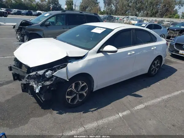 3KPF24AD4LE169415 2020 KIA FORTE - Image 2