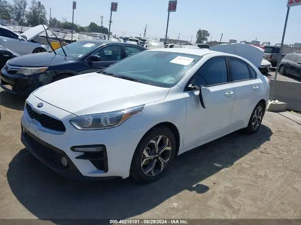 3KPF24AD4LE170533 2020 KIA FORTE - Image 2