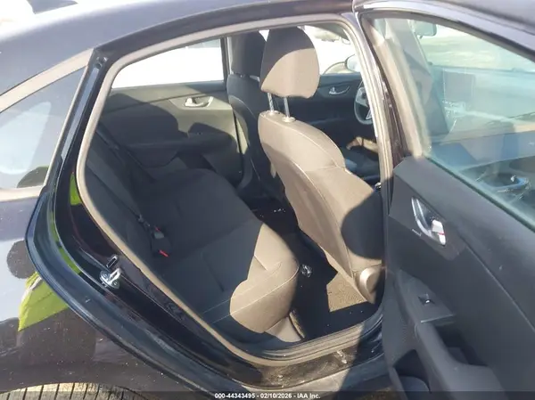 3KPF24AD4LE172945 2020 KIA FORTE - Image 8