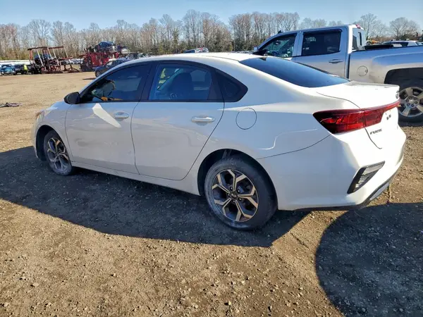 3KPF24AD4LE172962 2020 KIA FORTE - Image 2