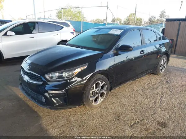 3KPF24AD4LE174811 2020 KIA FORTE - Image 2