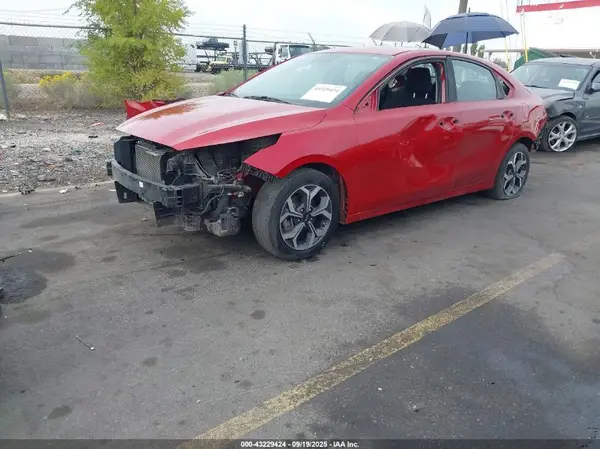 3KPF24AD4LE175716 2020 KIA FORTE - Image 2