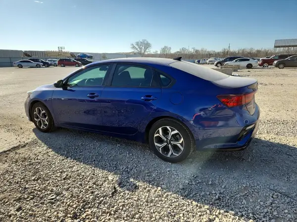 3KPF24AD4LE176526 2020 KIA FORTE - Image 2
