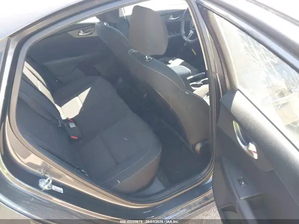3KPF24AD4LE176543 2020 KIA FORTE - Image 8