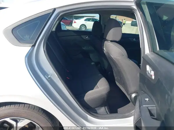 3KPF24AD4LE176851 2020 KIA FORTE - Image 8