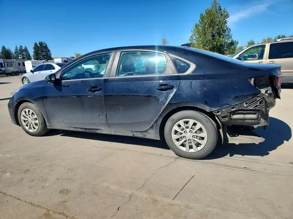 3KPF24AD4LE182875 2020 KIA FORTE - Image 2