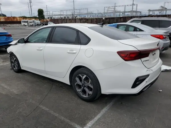 3KPF24AD4LE184321 2020 KIA FORTE - Image 2