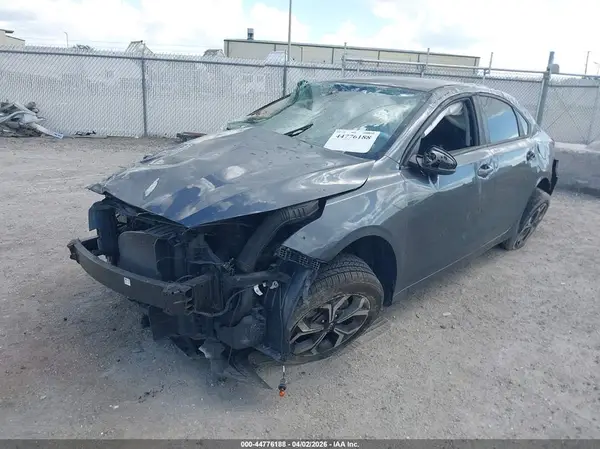3KPF24AD4LE189700 2020 KIA FORTE - Image 2