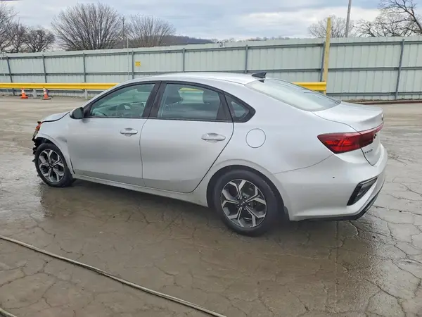 3KPF24AD4LE189972 2020 KIA FORTE - Image 2