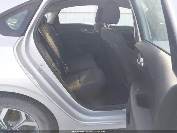 3KPF24AD4LE190667 2020 KIA FORTE - Image 8