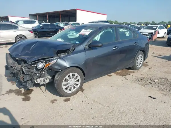 3KPF24AD4LE205670 2020 KIA FORTE - Image 2