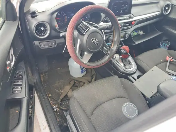 3KPF24AD4LE205765 2020 KIA FORTE - Image 8