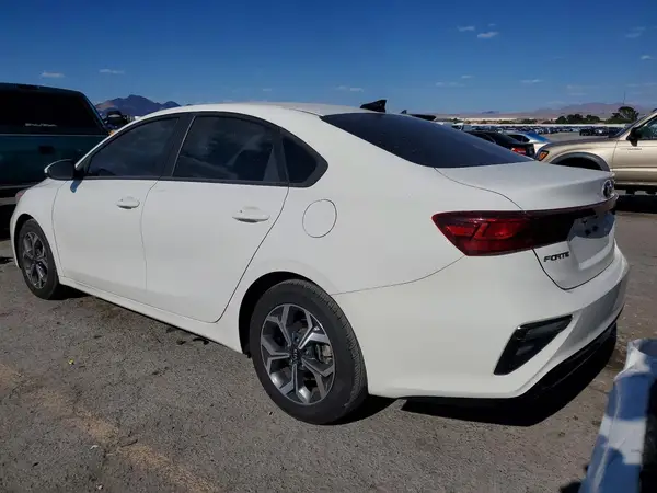 3KPF24AD4LE207760 2020 KIA FORTE - Image 2