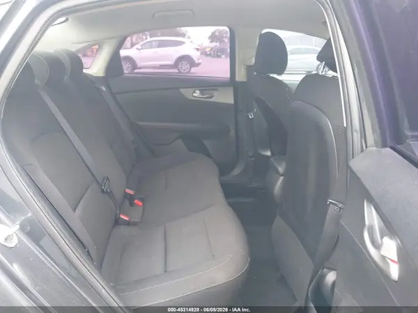 3KPF24AD4LE208245 2020 KIA FORTE - Image 8