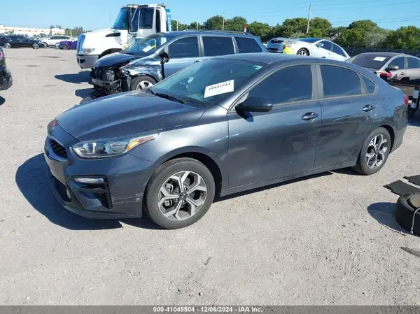 3KPF24AD4LE210691 2020 KIA FORTE - Image 2