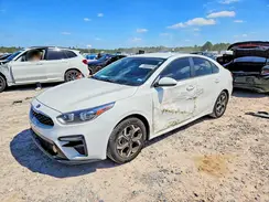 3KPF24AD4LE211615 2020 KIA FORTE
