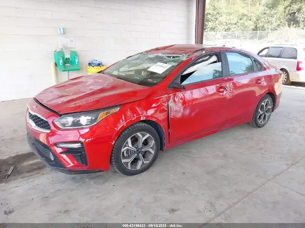 3KPF24AD4LE213705 2020 KIA FORTE - Image 2
