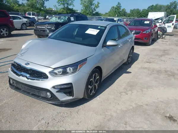 3KPF24AD4LE229189 2020 KIA FORTE - Image 2