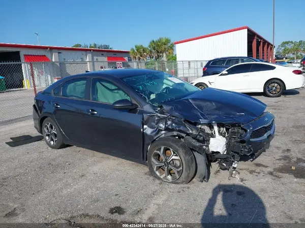 3KPF24AD4LE234148 2020 KIA FORTE - Image 1