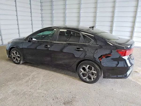 3KPF24AD4LE235235 2020 KIA FORTE - Image 2