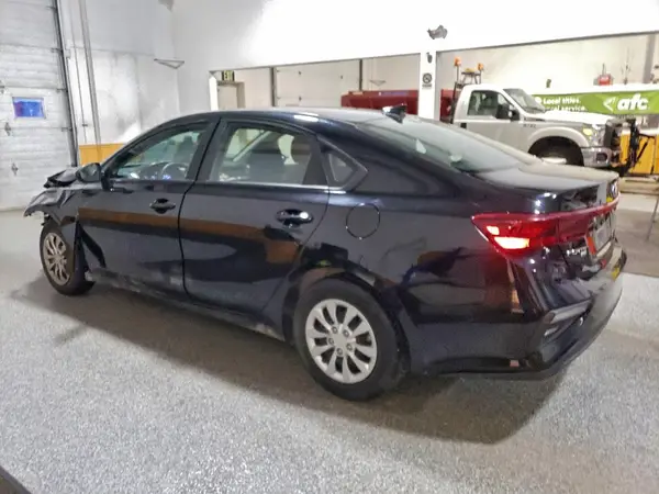 3KPF24AD4LE236000 2020 KIA FORTE - Image 2