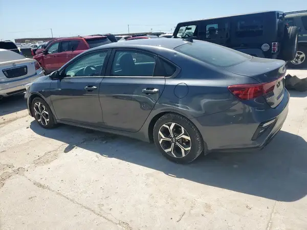 3KPF24AD4LE238894 2020 KIA FORTE - Image 2