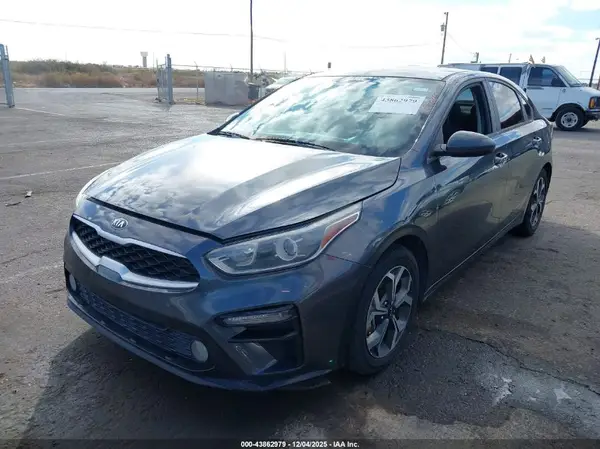 3KPF24AD4LE239091 2020 KIA FORTE - Image 2