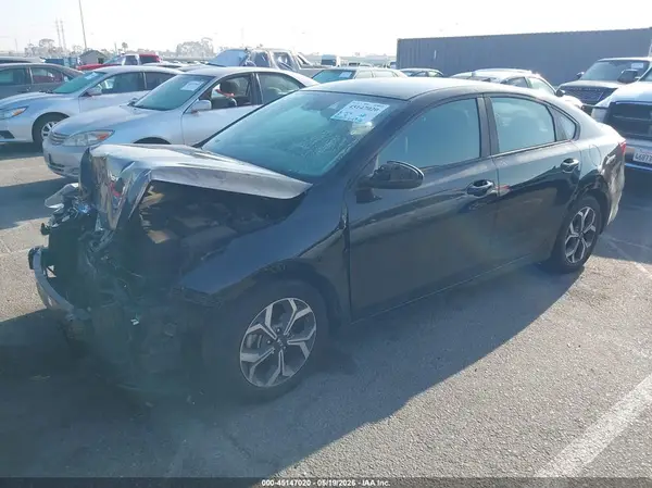 3KPF24AD4LE242475 2020 KIA FORTE - Image 2