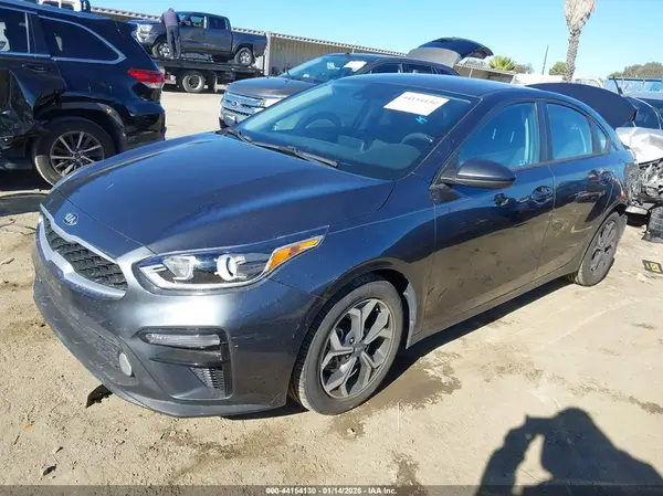 3KPF24AD4LE243531 2020 KIA FORTE - Image 2