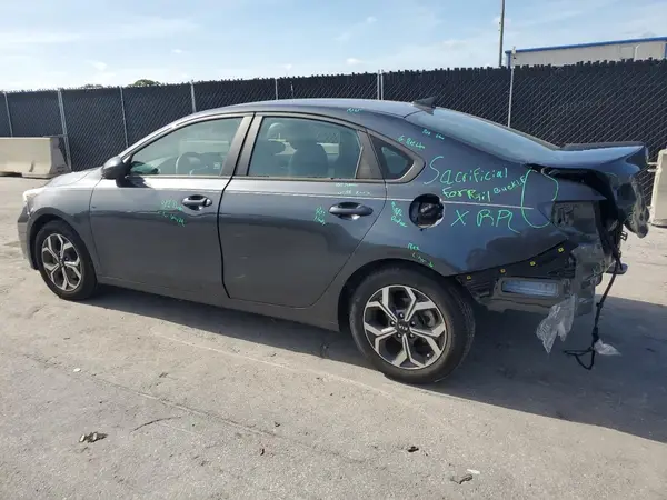 3KPF24AD4LE244985 2020 KIA FORTE - Image 2