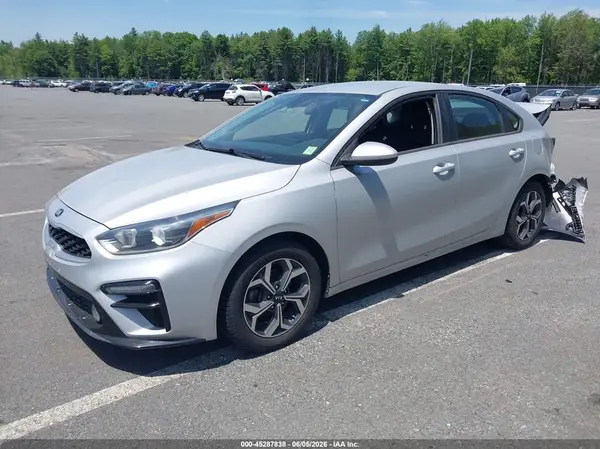 3KPF24AD4LE245313 2020 KIA FORTE - Image 2