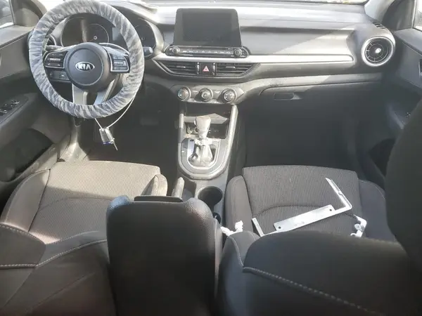 3KPF24AD4LE245389 2020 KIA FORTE - Image 8