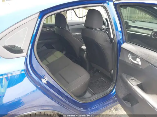 3KPF24AD4LE245943 2020 KIA FORTE - Image 8