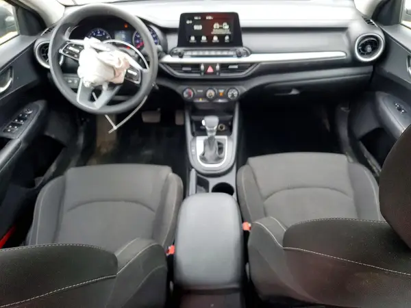 3KPF24AD4LE246025 2020 KIA FORTE - Image 8