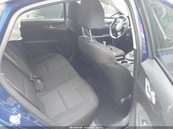 3KPF24AD4LE249085 2020 KIA FORTE - Image 8