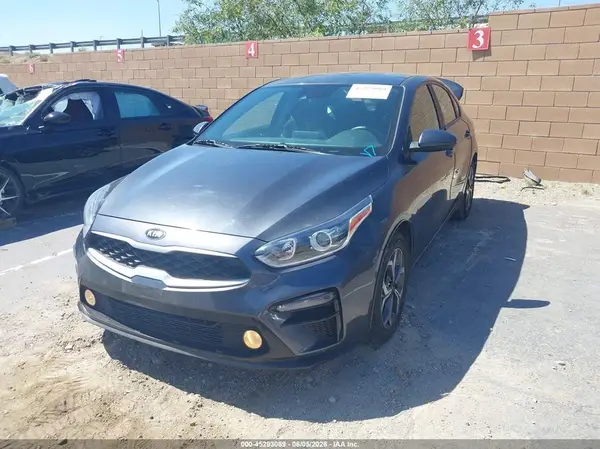 3KPF24AD4LE249099 2020 KIA FORTE - Image 2