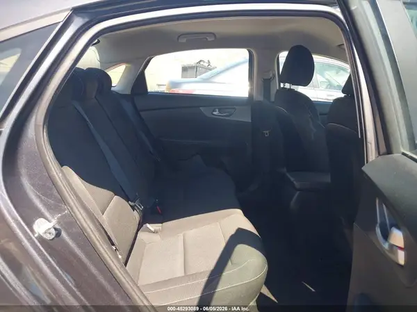 3KPF24AD4LE249099 2020 KIA FORTE - Image 8