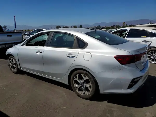 3KPF24AD4LE250642 2020 KIA FORTE - Image 2