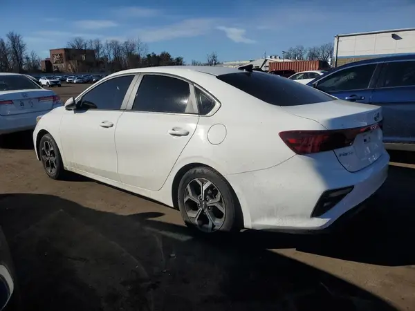 3KPF24AD4LE253637 2020 KIA FORTE - Image 2