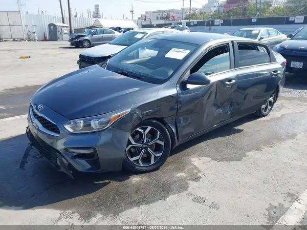 3KPF24AD4LE256439 2020 KIA FORTE - Image 2