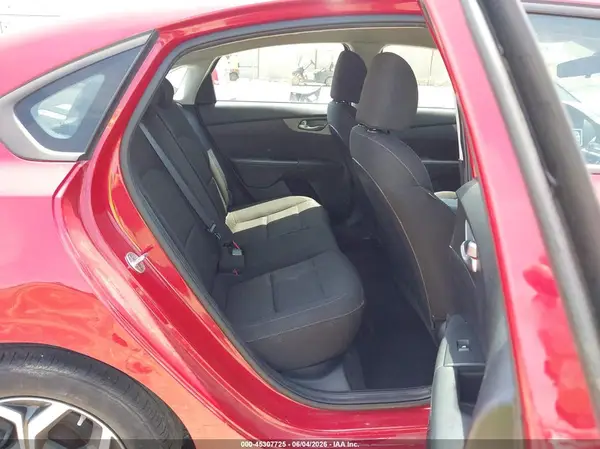 3KPF24AD4LE257705 2020 KIA FORTE - Image 8