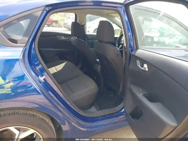 3KPF24AD4LE257896 2020 KIA FORTE - Image 8